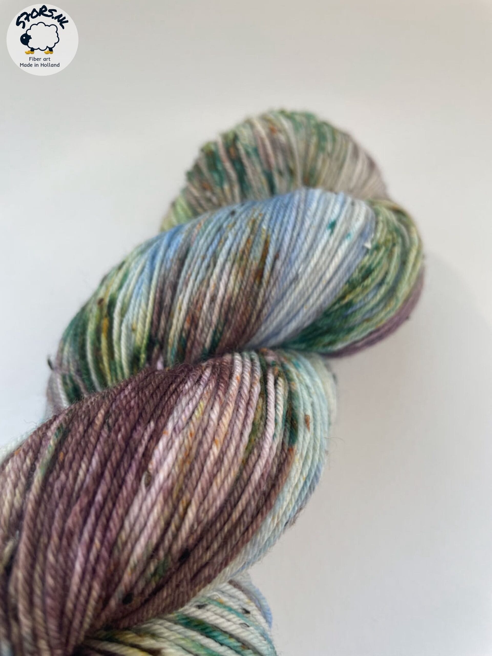Undyed – Natural Yarn with Neon Confetti Neps