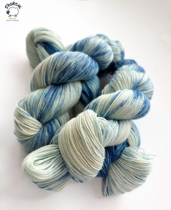 Delft 2 - Handgeverfd merino garen